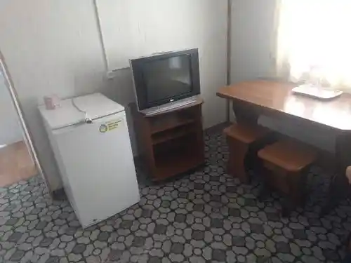 Տնակներ Սևանի ափին
